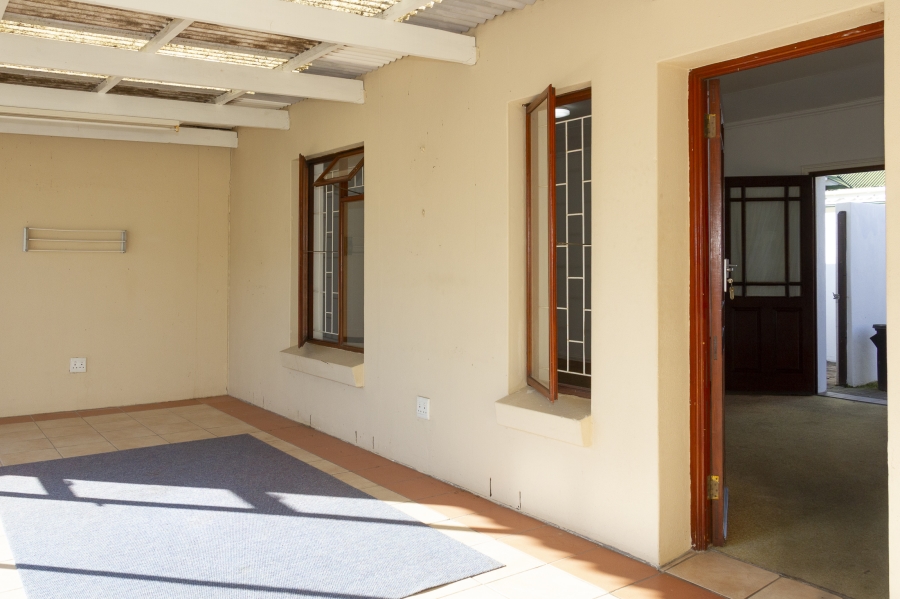 2 Bedroom Property for Sale in West Bank Eastern Cape